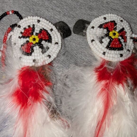 Custom Made Vintage Native American Beaded Feather Hair Clips main image 11